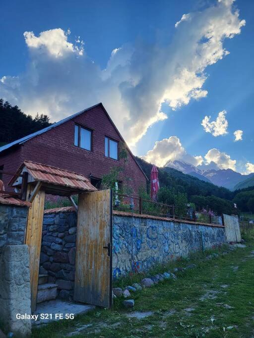 Peak House Βίλα Kazbegi Εξωτερικό φωτογραφία